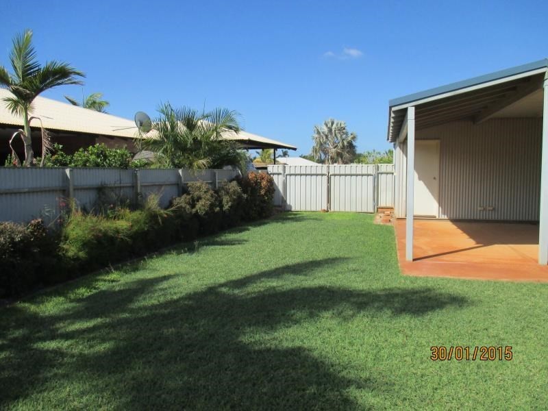 74 Radley Drive, Baynton WA 6714