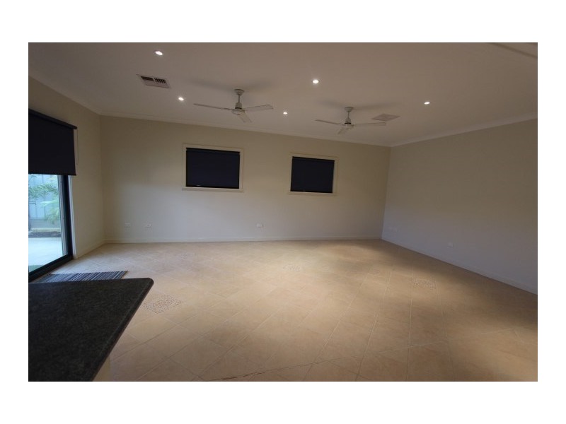 24 Ridge Elbow, Nickol WA 6714