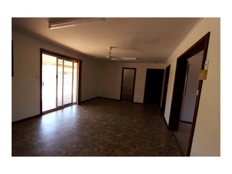 27 Demetre Crescent, Pegs Creek WA 6714