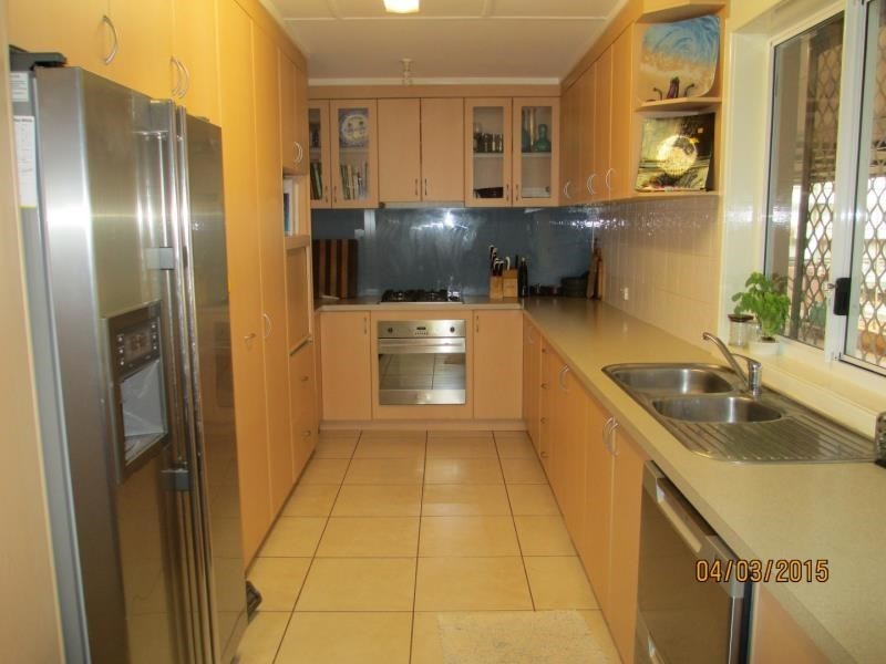 12 Oakover Crescent, Dampier WA 6713