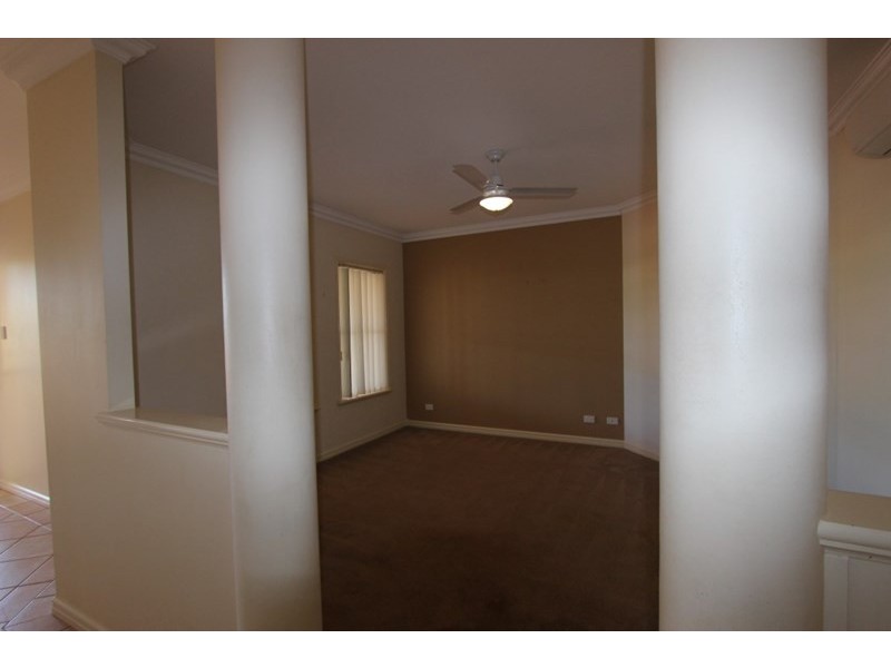 86 Radley Drive, Baynton WA 6714