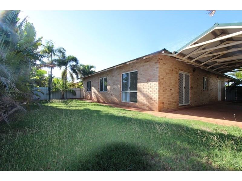 86 Radley Drive, Baynton WA 6714