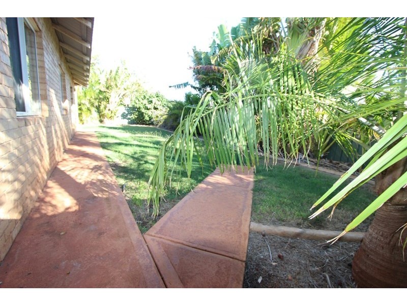 86 Radley Drive, Baynton WA 6714