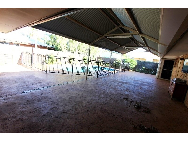 15 Leonard Way, Nickol WA 6714