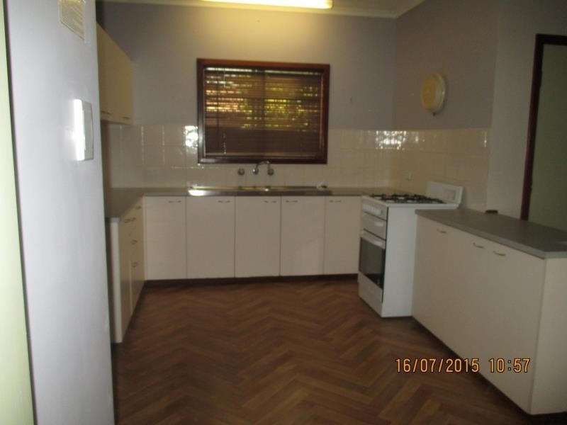 10 Dalton Close, Millars Well WA 6714