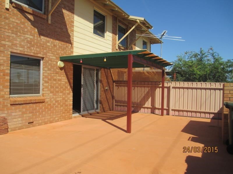 2/27 Strickland Drive, Millars Well WA 6714