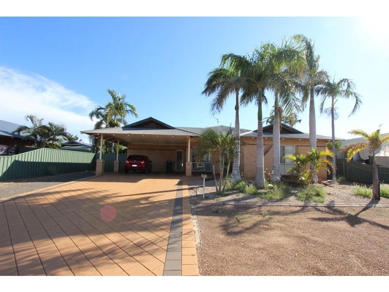 84 Radley Drive, Baynton WA 6714