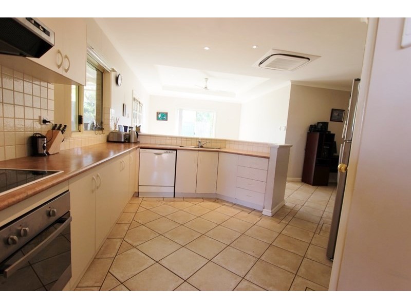 84 Radley Drive, Baynton WA 6714