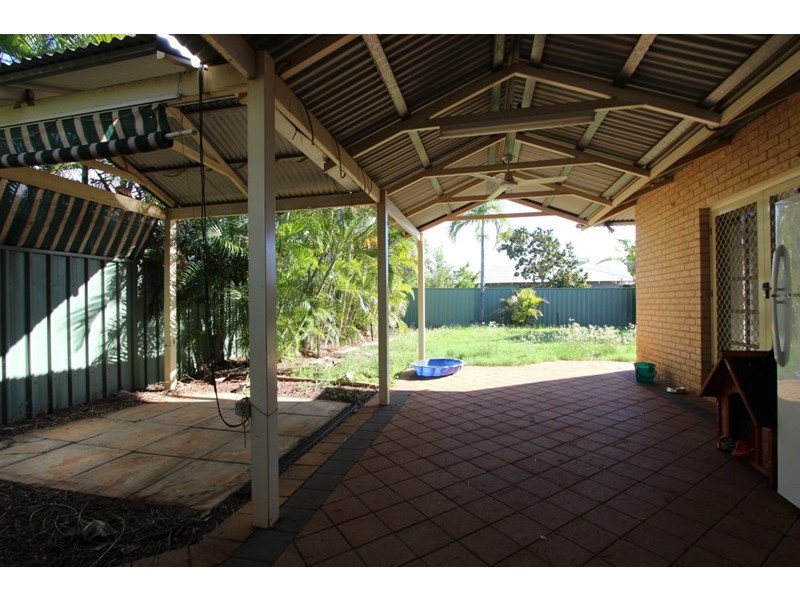 84 Radley Drive, Baynton WA 6714