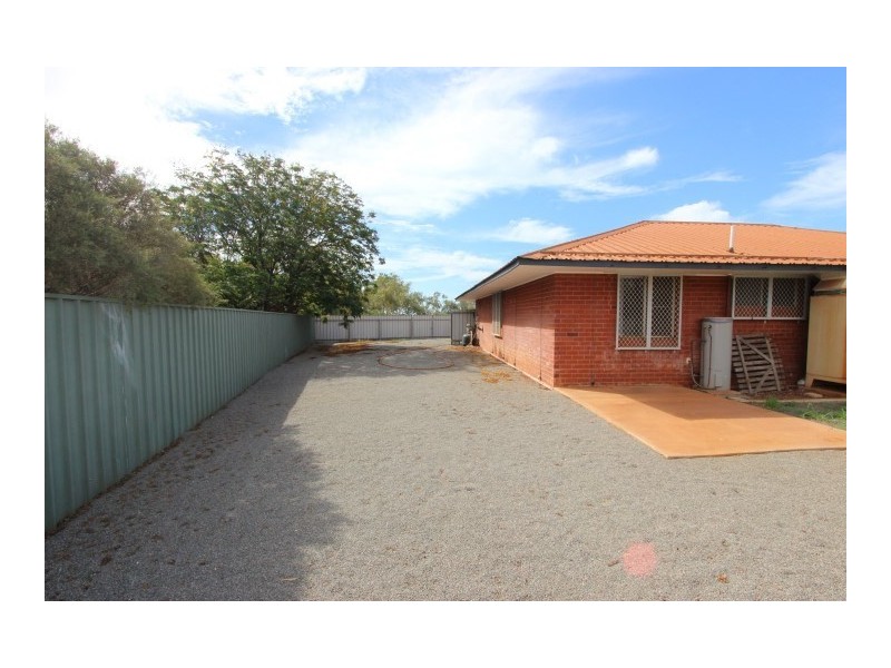15 Gascoyne Crescent, Dampier WA 6713