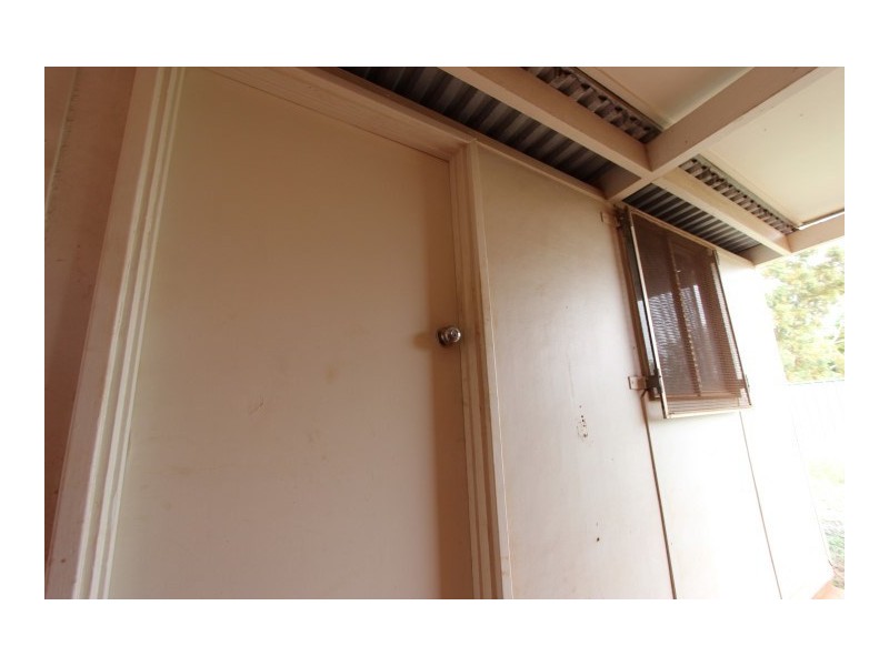 15 Gascoyne Crescent, Dampier WA 6713