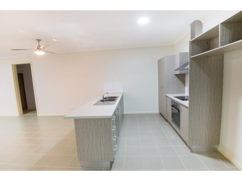 13 Bowerbird Drive, Nickol WA 6714