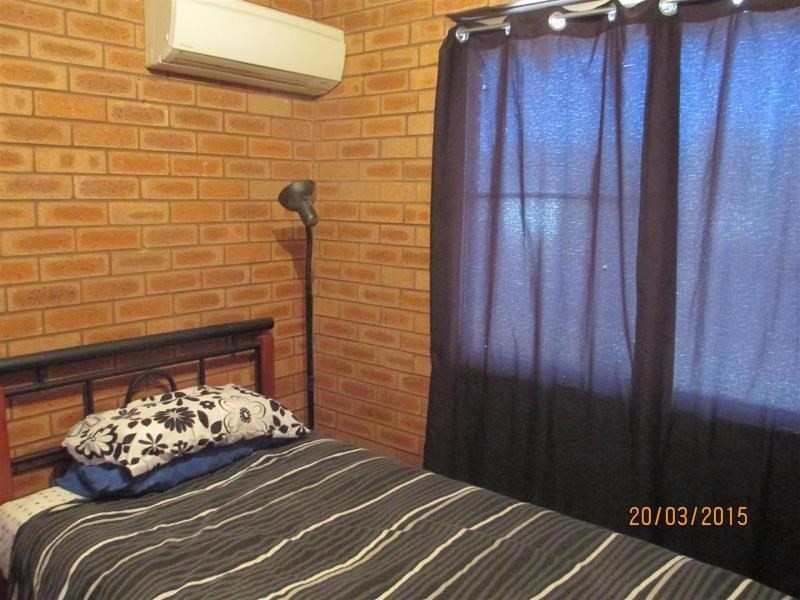 7/2 Sun Court, Millars Well WA 6714