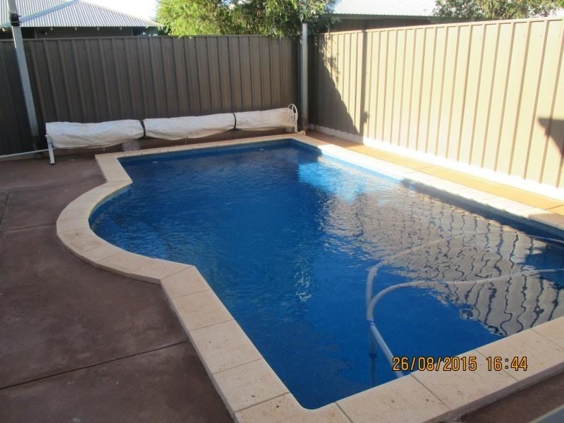 10 Brolga Meander, Nickol WA 6714