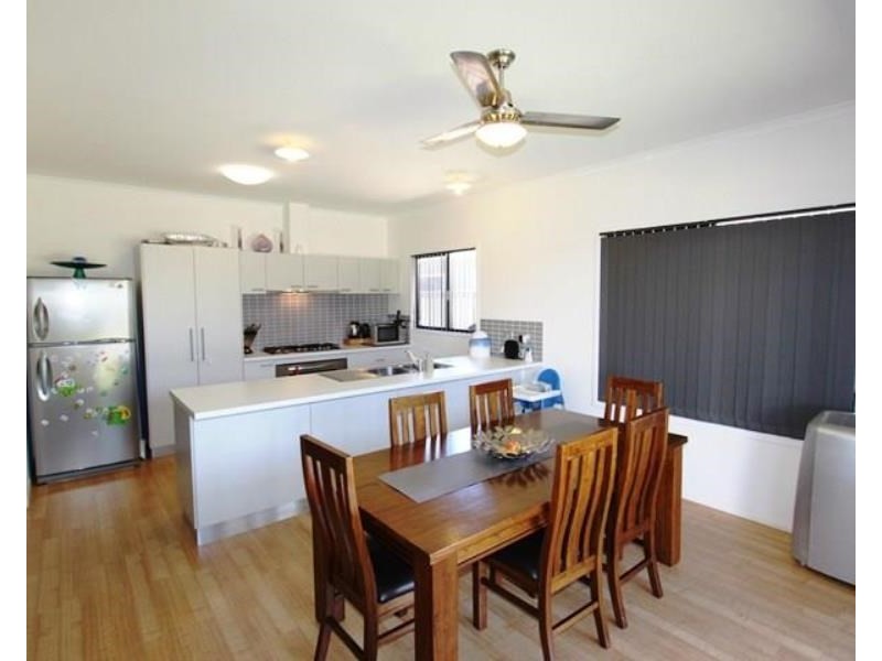 8 Bardurra Street, Baynton WA 6714