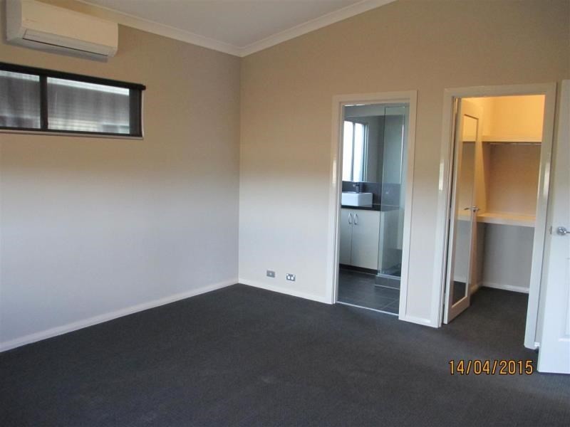 19 Jadura Crescent, Baynton WA 6714