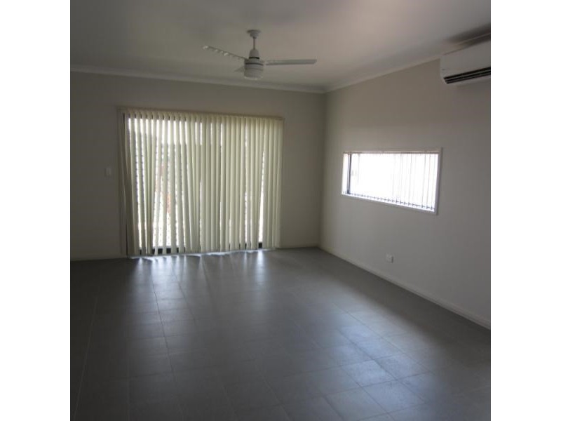 15 Bettong Bend, Baynton WA 6714