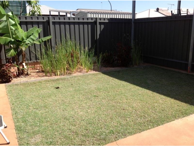 15 Bettong Bend, Baynton WA 6714