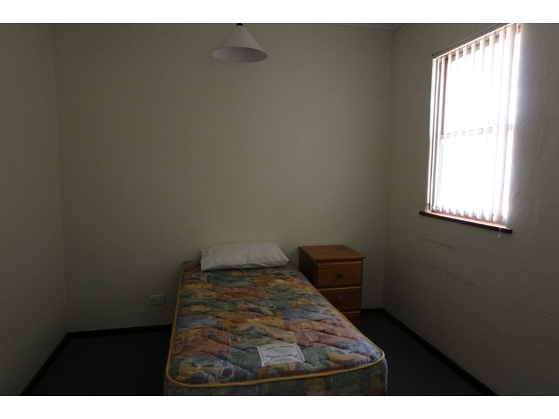 Unit 2/28 Strickland Drive, Millars Well WA 6714