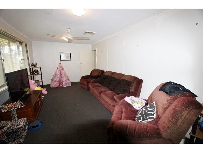 28 Emma Street, Bulgarra WA 6714