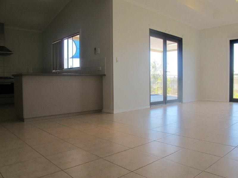 1 Moynes Court, Baynton WA 6714