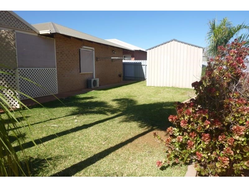 18 Garland Place, Millars Well WA 6714