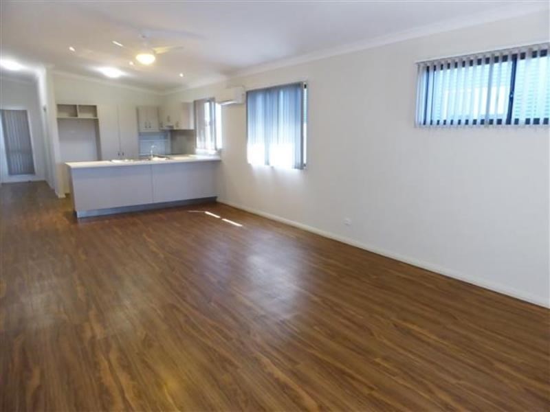 11 Tharnda Road, Baynton WA 6714