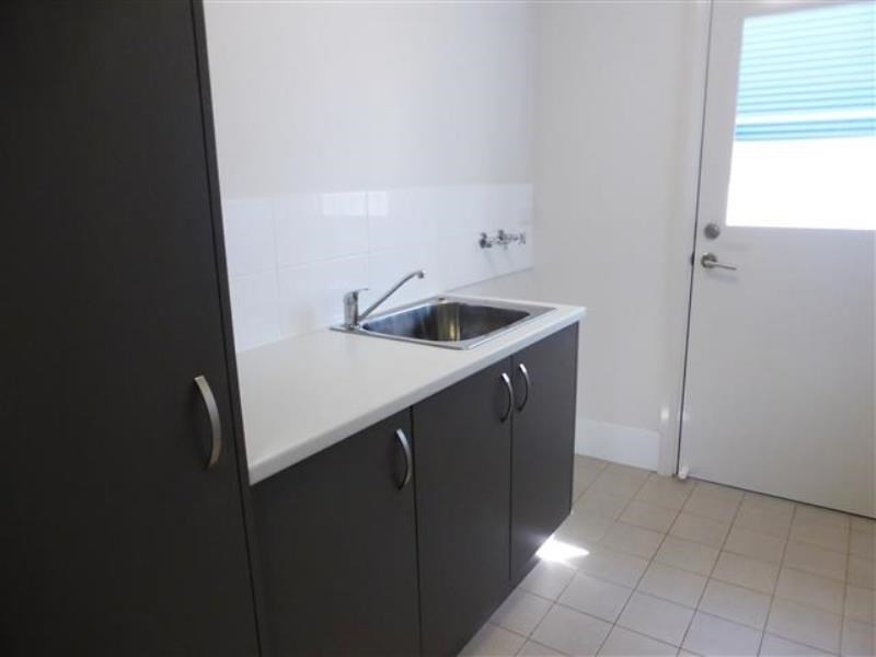 11 Tharnda Road, Baynton WA 6714