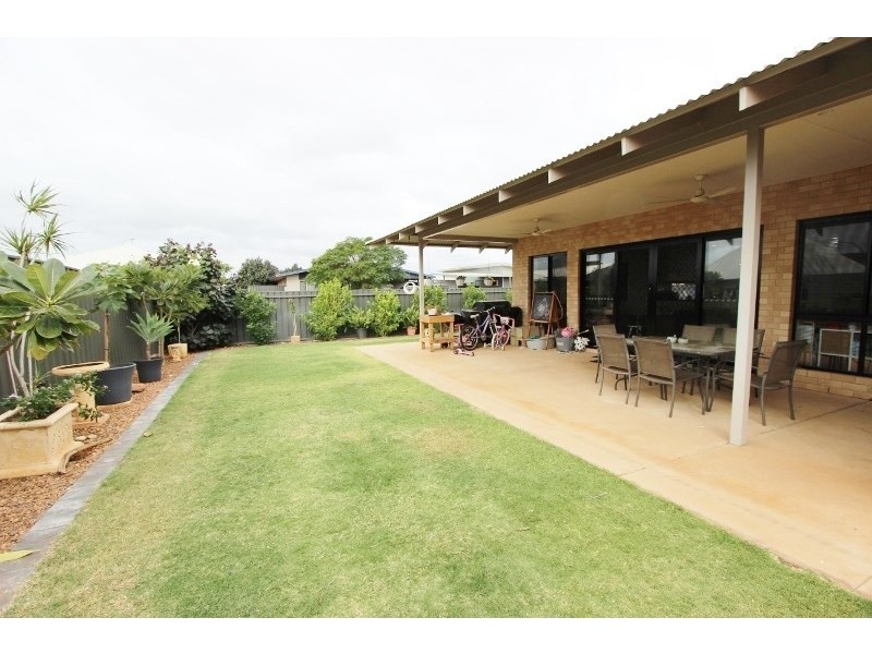 5 Emu Link, Baynton WA 6714