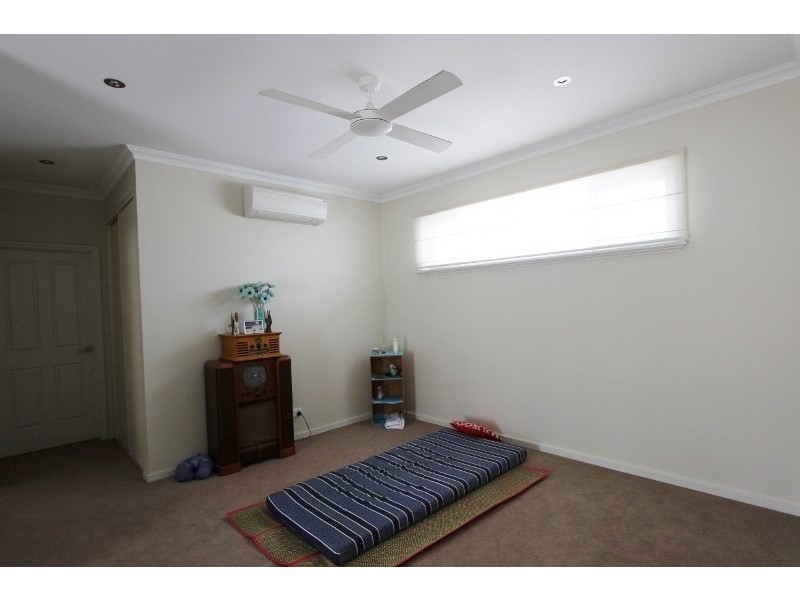 18 Euro Boulevard, Baynton WA 6714