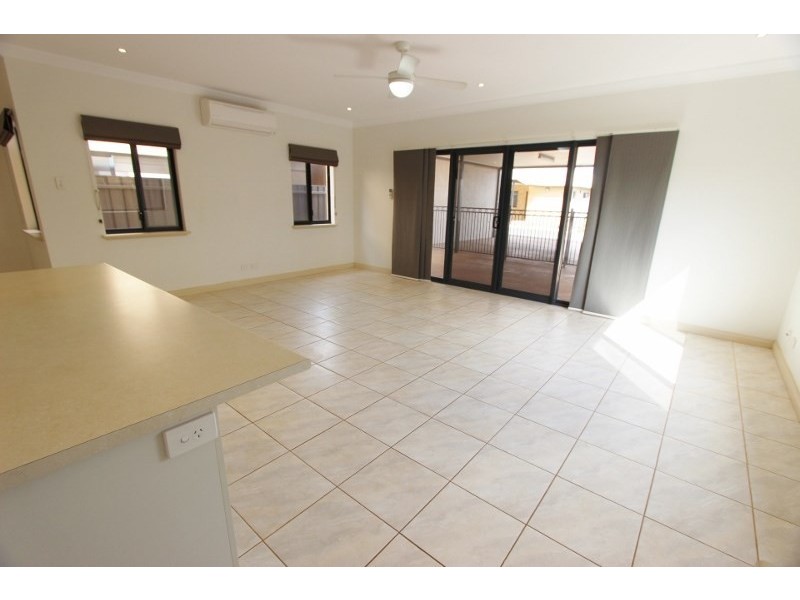 13 Marniyarra Loop, Baynton WA 6714