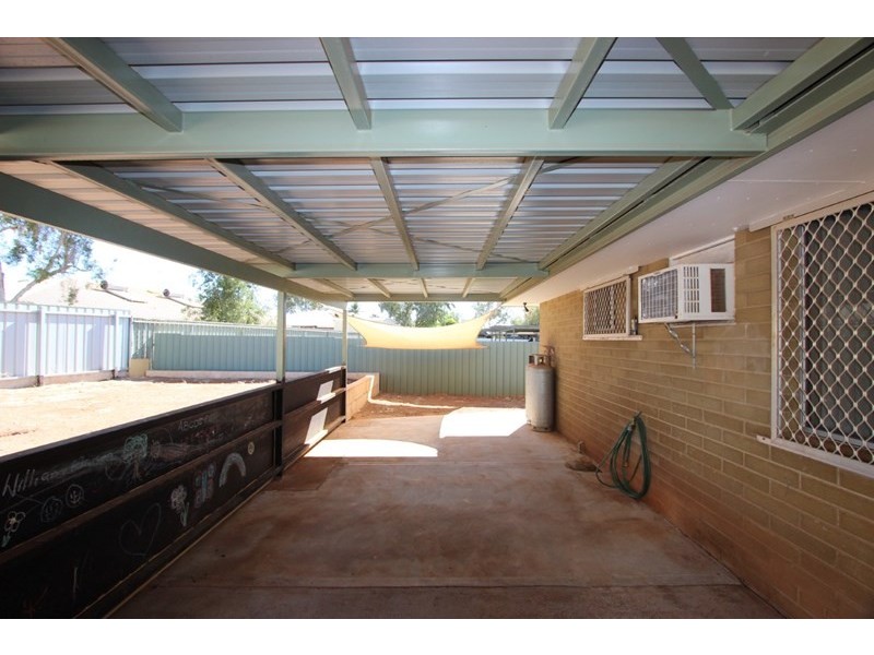 35 Strickland Drive, Millars Well WA 6714