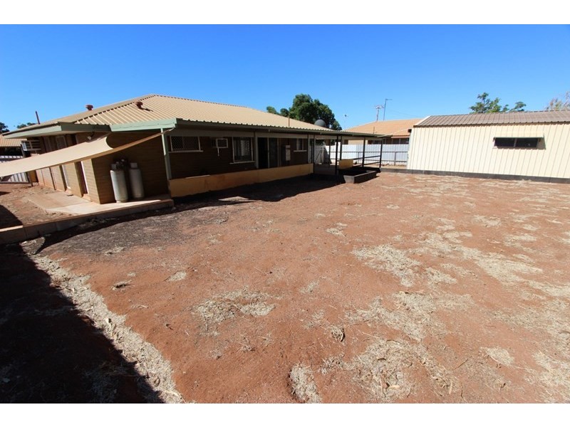 35 Strickland Drive, Millars Well WA 6714