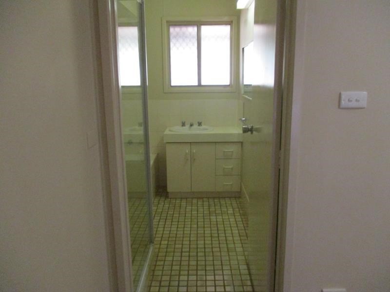 11 Elliott Crescent, Dampier WA 6713