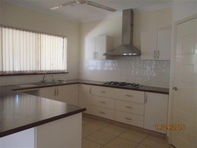 5 Warbler Loop, Nickol WA 6714