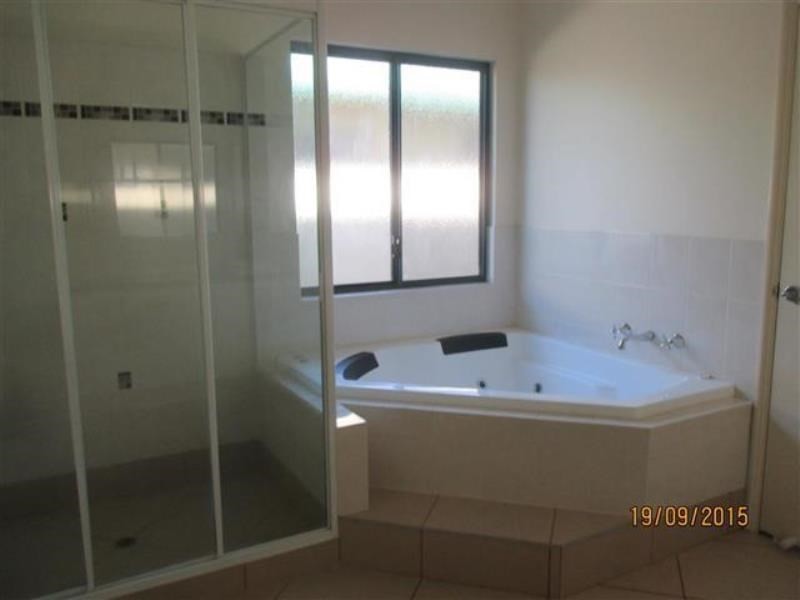 5 Warbler Loop, Nickol WA 6714