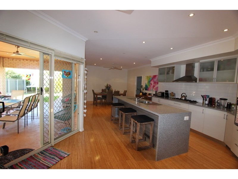 15 Woodswallow Bend, Nickol WA 6714