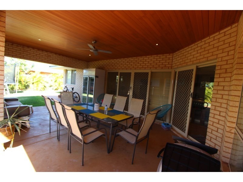 15 Woodswallow Bend, Nickol WA 6714