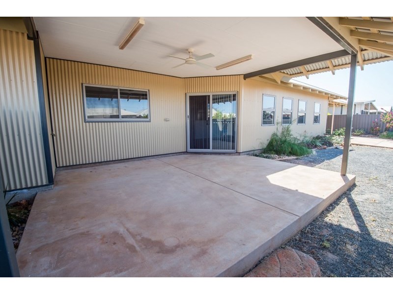 84 Bajamalu Drive, Baynton WA 6714
