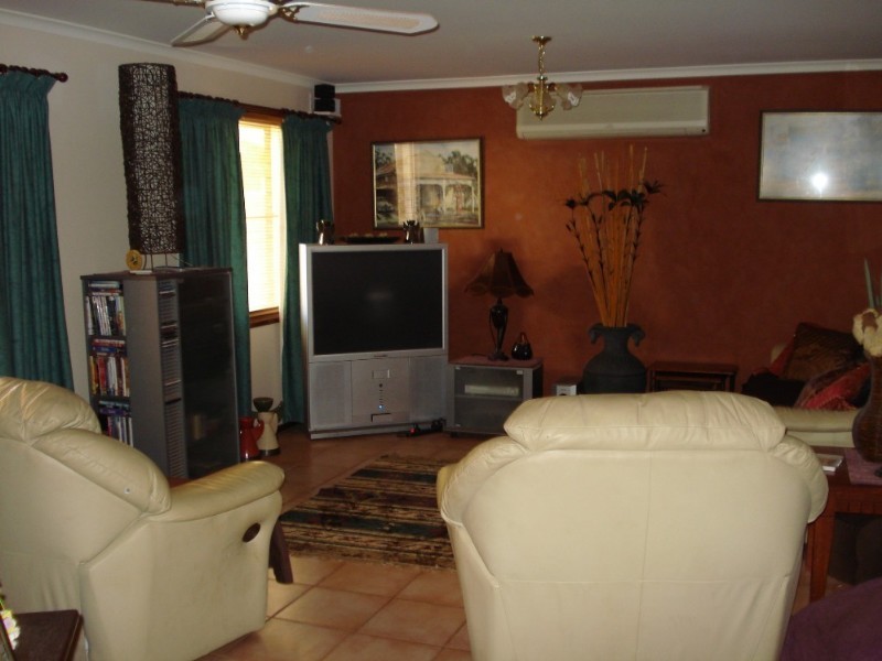 4 Stanbridge Way, Karratha WA 6714