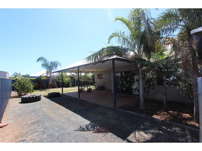 42 Warbler Loop, Nickol WA 6714