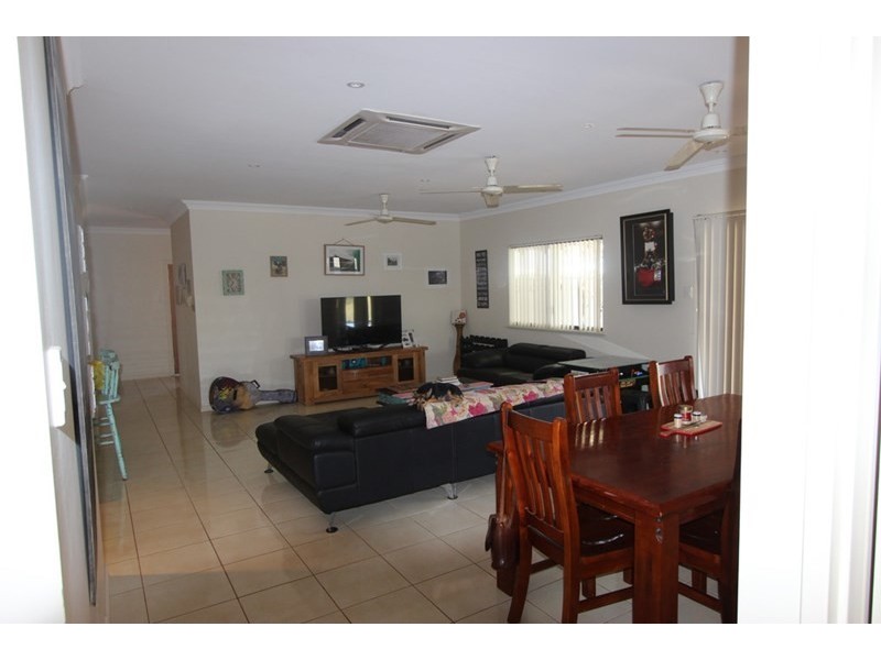 42 Warbler Loop, Nickol WA 6714