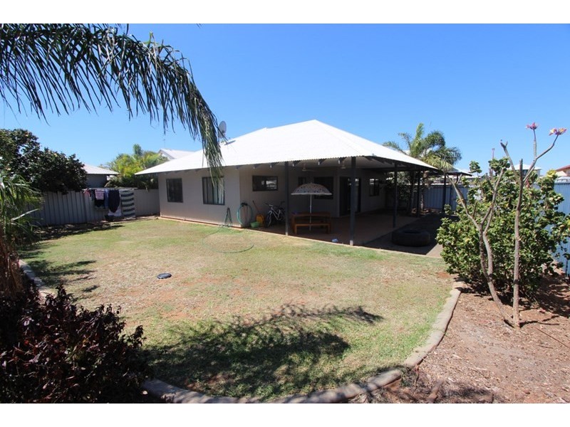 42 Warbler Loop, Nickol WA 6714