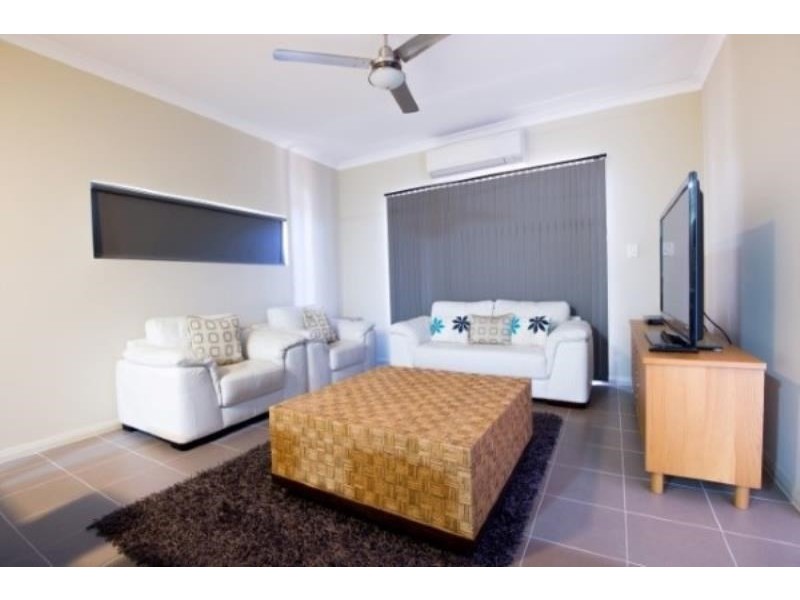 73 Manta Ray Loop, Nickol WA 6714