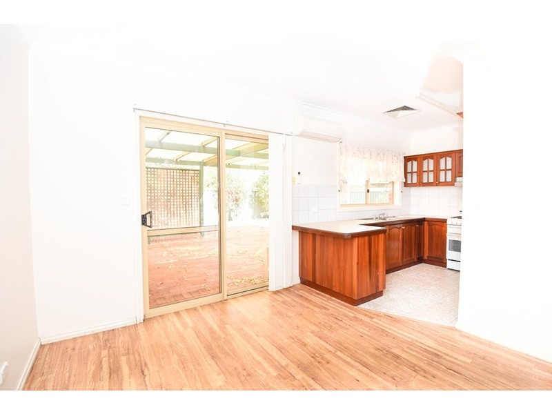 33 Leslie Loop, Baynton WA 6714