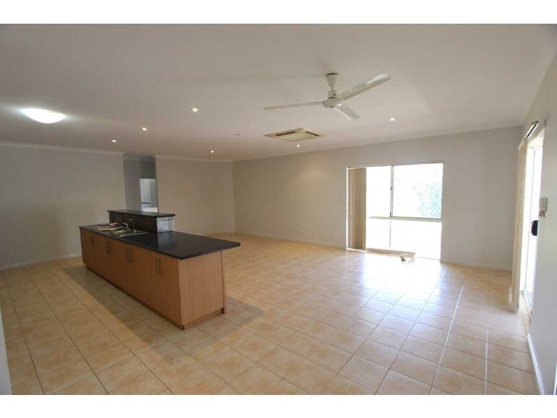 26 Buchanan Circuit, Baynton WA 6714