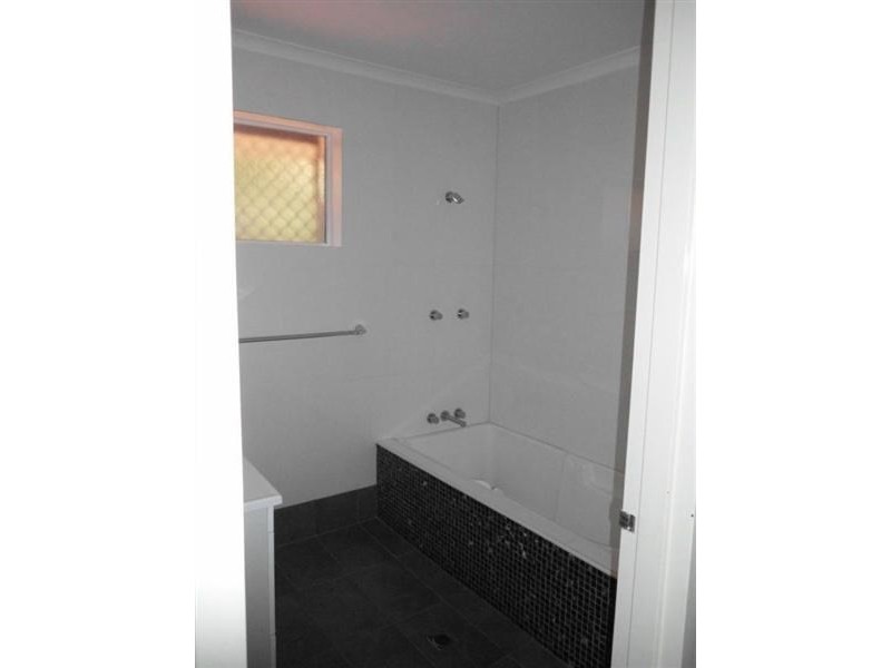 2 Shadwick Drive, Millars Well WA 6714