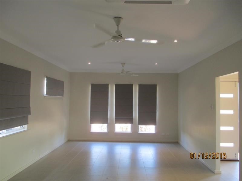 25 Euro Boulevard, Baynton WA 6714