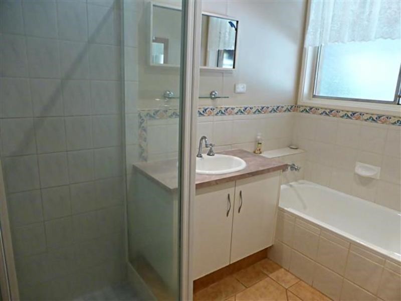 7 Giles Crescent, Dampier WA 6713