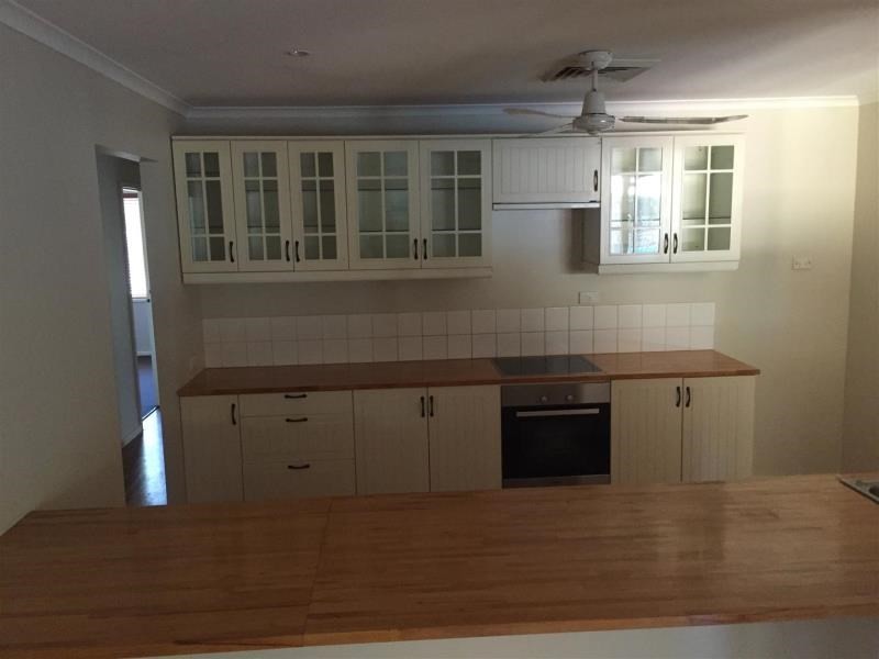 12 Bateman Court, Millars Well WA 6714